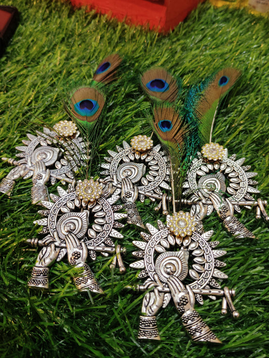 Radhe Krishna Brooches